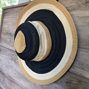 August Cream Brown Tan Wide Brim Sun Hat Preworn Fabric Straw Beach Hat